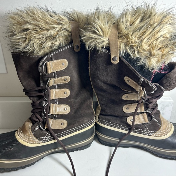 SOLD - Picture 6 of 9